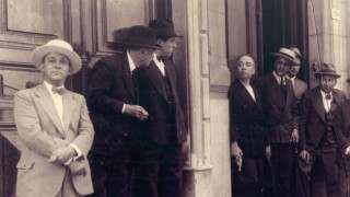 El suicidio de un presidente - Historias con calle - DelSol 99.5 FM