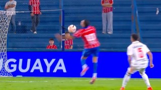 Un fin de semana de polémicas  - A la cancha - DelSol 99.5 FM