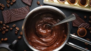 Sensual y estúpido chocolate - En el paraíso - DelSol 99.5 FM