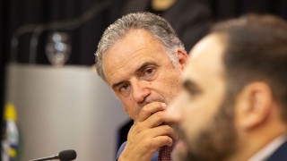 “La Calle No”: Michelini hizo una operación como la Doctora Juguetes pero Civila salió fortelecidito/ Los chiSTURLA  - Columna de Darwin - DelSol 99.5 FM