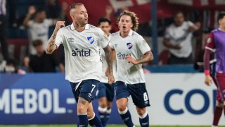 Por la camiseta (de Bohemios) - Buen mediodía - DelSol 99.5 FM