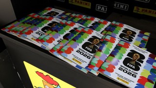 Darwin, una vedette mal tratada por las figuritas del Mundial, anuncia chistes para Estados Unidos - Darwin concentrado - DelSol 99.5 FM