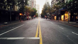 La avenida de 18 de Julio vs las calles paralelas a 18 - Manifiesto y Charla - DelSol 99.5 FM