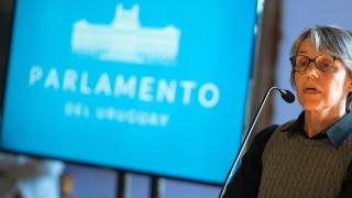 “Se está planteando otro organismo que diagnostique y sustituya a otros” - Entrevistas - DelSol 99.5 FM