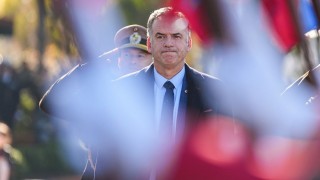 “De cabeza”, Orsi profundizó en el error y daño autoinfligidos - Darwin concentrado - DelSol 99.5 FM