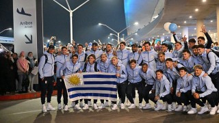 La estrategia tupamara de Bielsa con los titulares y suplentes de la Selección - Darwin - Columna Deportiva - DelSol 99.5 FM