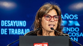 “La acumulación de errores que a la gente le enoja hace caer la imagen del presidente” - Entrevistas - DelSol 99.5 FM