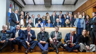 Darwin se queja por el “acto escolar” de la bancada de la Coalición: “me están entorpeciendo el trabajo, me dan todo hecho” - Columna de Darwin - DelSol 99.5 FM