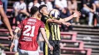 ❝Otro golpe para Peñarol que se regaló y quedó sin margen de error❞  - Comentarios - DelSol 99.5 FM