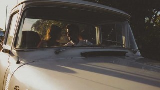 Con qué tema pasás a buscar a una chica - Audios - DelSol 99.5 FM