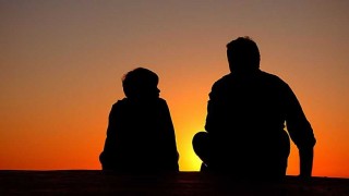 Actividades prohibidas para padres e hijos en conjunto, según Darwin - Columna de Darwin - DelSol 99.5 FM