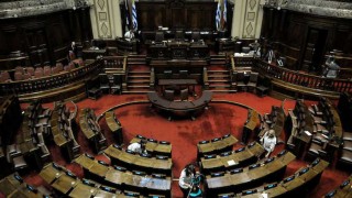 Una lista especial de Uruguay: ¿qué tres políticos bajarías? - Sobremesa - DelSol 99.5 FM