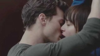 Cincuenta sombras de Grey: ¿literatura erótica o comedia involuntaria? - El guardian de los libros - DelSol 99.5 FM