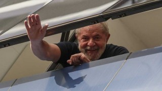 El Profe Geyerabide sobre Lula: Las ventajas de un presidente preso - Columna de Darwin - DelSol 99.5 FM