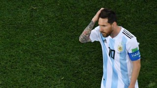 Los argentinos en Rusia que puteaban la publicidad (móvil) de Messi - Darwin - Columna Deportiva - DelSol 99.5 FM