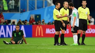 Darwin y las indicaciones que recibió de la FIFA el árbitro de Nigeria-Argentina - Darwin - Columna Deportiva - DelSol 99.5 FM