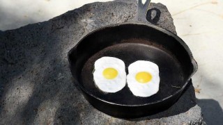 ¿Qué es mejor para mojar el pan: huevo frito, tuco o ensalada? - Sobremesa - DelSol 99.5 FM