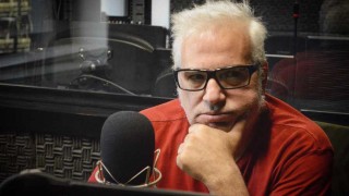 Guillermo Peluffo: “El rock and roll cuando estás arriba del escenario es una actitud” - Charlemos de vos - DelSol 99.5 FM