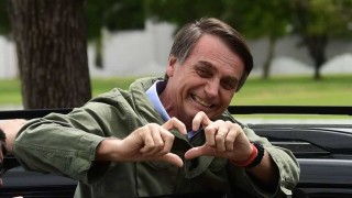 Darwin, el triunfo de Bolsonaro y su apoyo a Fer Vázquez - Columna de Darwin - DelSol 99.5 FM