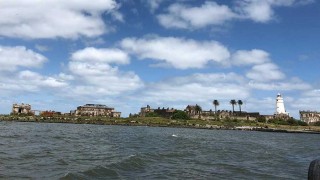 La Isla de Flores, nuestra visita y su historia - Cambalache - DelSol 99.5 FM