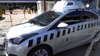 El auto buchón de la Intendencia y el amigo invisible robado - Columna de Darwin - DelSol 99.5 FM