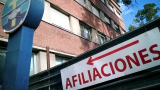 Corralito mutual: por qué los usuarios no son tan libres como dijo el presidente - Informes - DelSol 99.5 FM