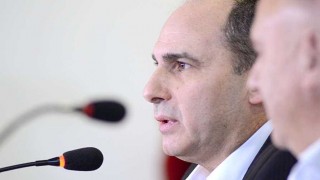 El comunicado de los amigos de los amigos para Bianchi - Columna de Darwin - DelSol 99.5 FM