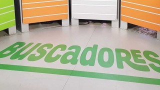 El auto y los canjes que saldaron la deuda de Buscadores con TNU - Informes - DelSol 99.5 FM