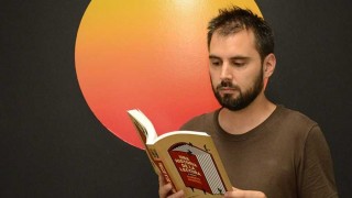 Booktubers: ¿los críticos literarios de esta generación? - El guardian de los libros - DelSol 99.5 FM