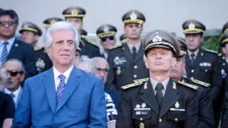 La vegana que come pescado y un González en el Ejército - Columna de Darwin - DelSol 99.5 FM