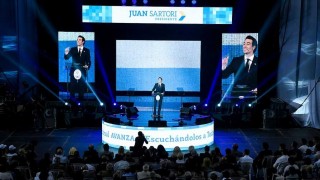 Los canarios de Sartori, el crecimento de Cosse y los precios de Montevideo - Columna de Darwin - DelSol 99.5 FM