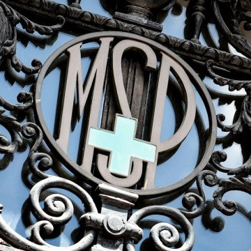 En 2026 el MSP pagará 160 millones de dólares por amparos médicos episode artwork