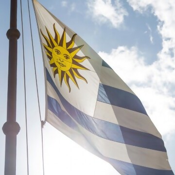 ¿Dos meses de licencia sin salir de Uruguay o un mes de viaje? episode artwork
