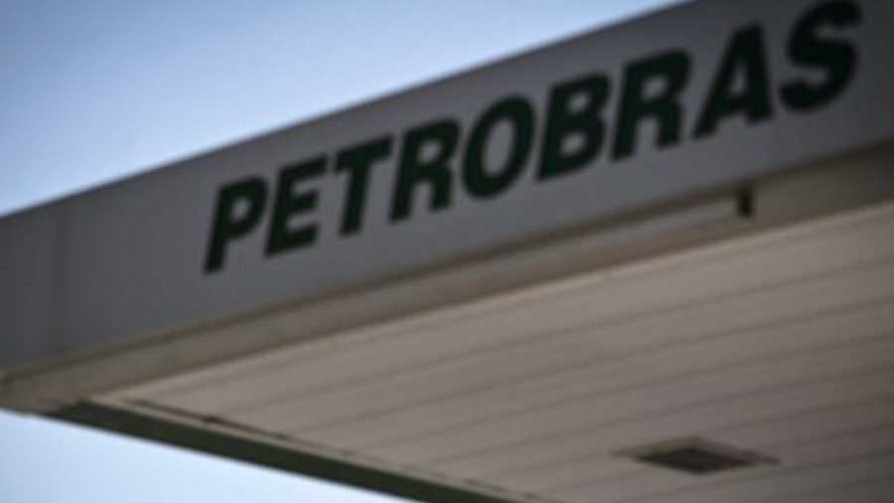 Petrobras puso a la venta su red de estaciones de servicio en Uruguay - Titulares y suplentes - La Mesa de los Galanes | DelSol 99.5 FM