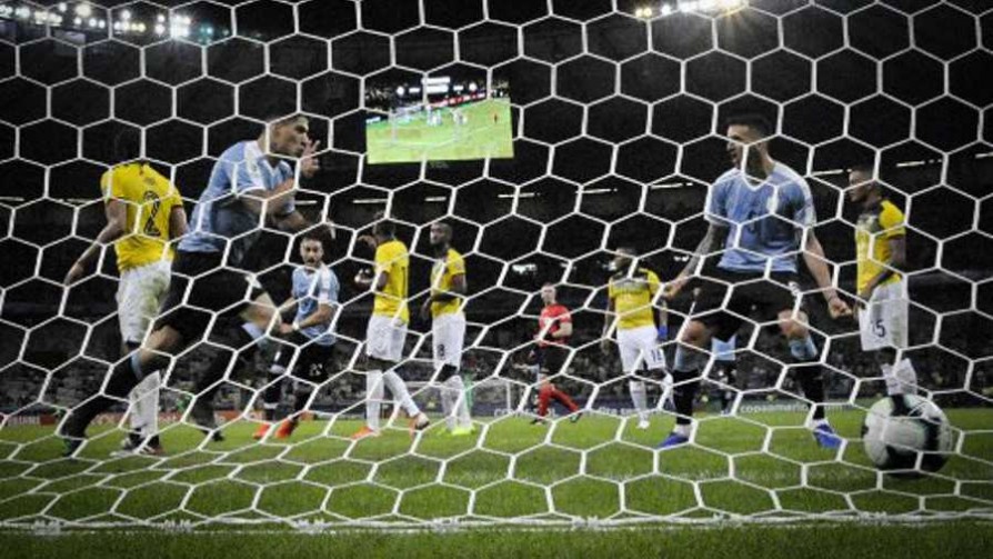 Análisis del “desastroso” partido de Uruguay con el 61% de posesión de balón - Deporgol - La Mesa de los Galanes | DelSol 99.5 FM