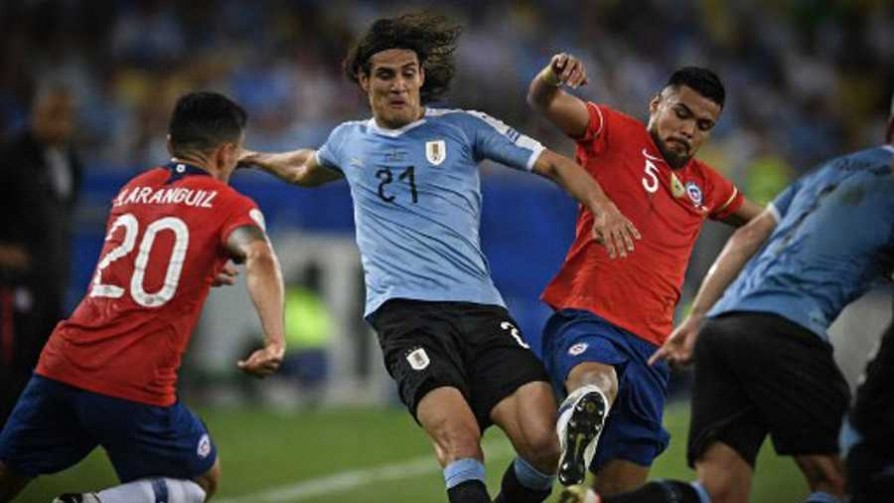 La victoria de Uruguay ante Chile por la Copa América 2019 - Titulares y suplentes - La Mesa de los Galanes | DelSol 99.5 FM