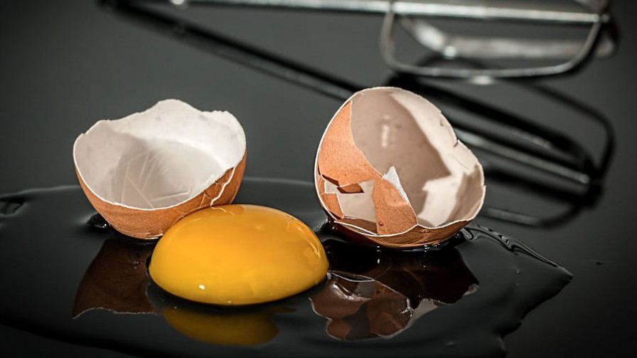 Ponga huevo - De pinche a cocinero - Facil Desviarse | DelSol 99.5 FM