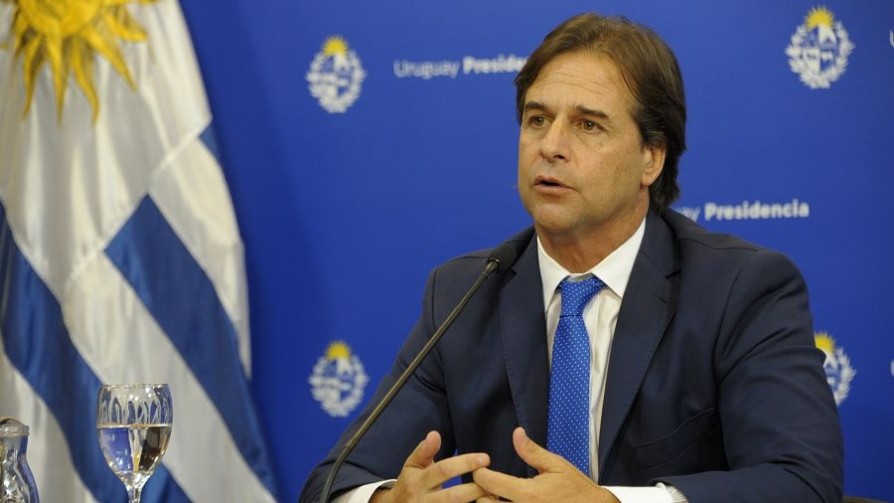 Lacalle Pou habla de servicios de salud que “dejaron de existir” pero no cambia directivas - Informes - No Toquen Nada | DelSol 99.5 FM