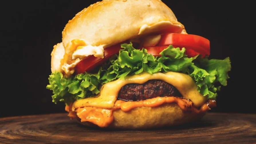 La hamburguesa le gano al chorizo en los carritos - La Charla - La Mesa de los Galanes | DelSol 99.5 FM