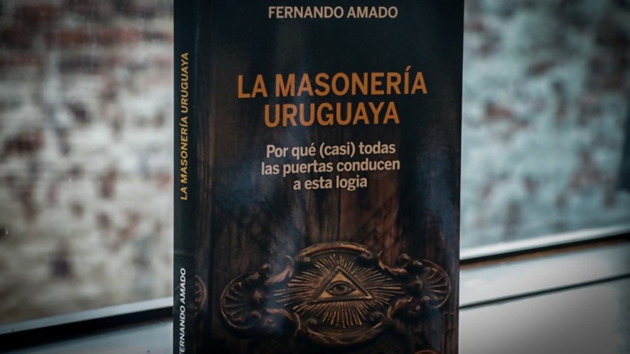 Fernando Amado y su libro nuevo sobre la masonería uruguaya  - Entrevista central - Facil Desviarse | DelSol 99.5 FM