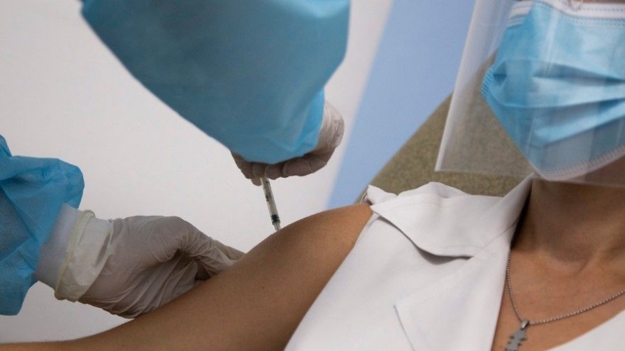Zaida Arteta: El “timing de vacunación” no fue el adecuado - Entrevistas - Doble Click | DelSol 99.5 FM