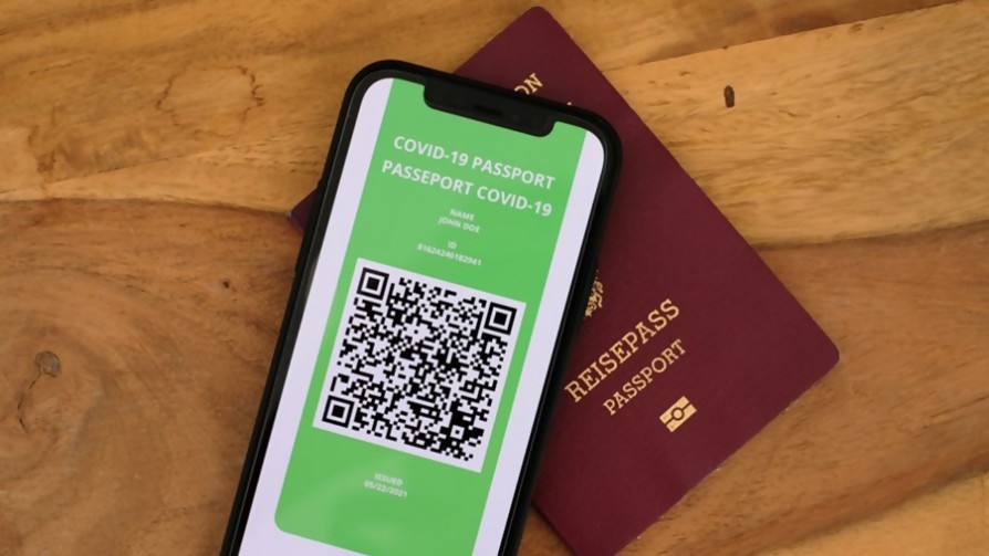 Los dilemas éticos del pase verde y el pasaporte verde - Arranque - Facil Desviarse | DelSol 99.5 FM