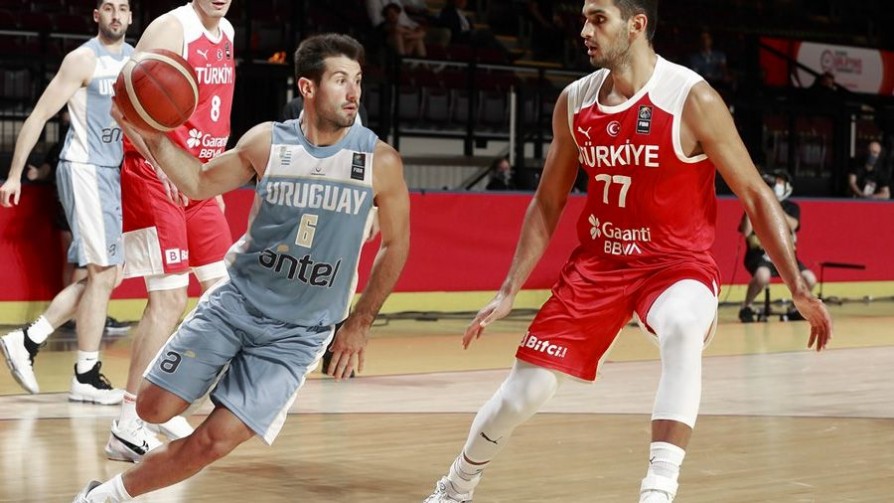 “Uruguay compitió y jugó con valentía” - Alerta naranja: basket - 13a0 | DelSol 99.5 FM