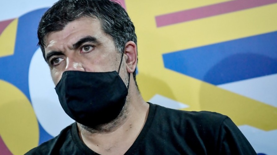 Darwin explica el efecto de “la mancha de café en el sillón” con el caso Andrade - Columna de Darwin - No Toquen Nada | DelSol 99.5 FM