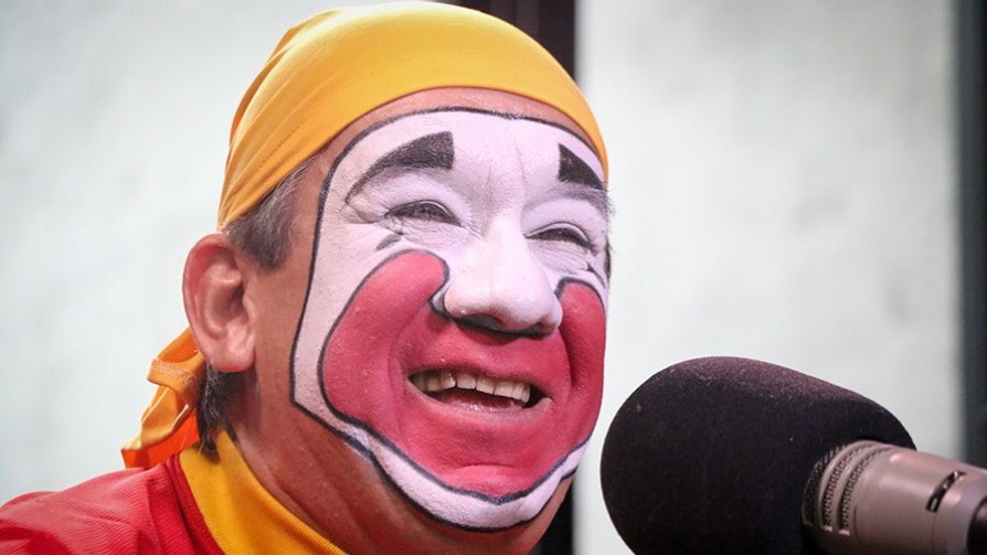 Piñón Fijo: “Ser un payaso es permitirse ser niño sin vergüenza” - Entrevista central - Facil Desviarse | DelSol 99.5 FM
