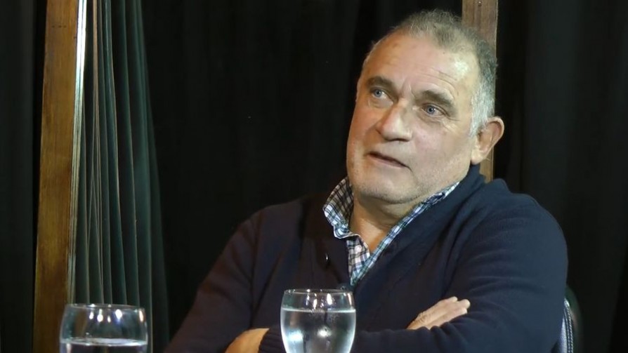 Denis Milar: el falso francés - Informes - 13a0 | DelSol 99.5 FM