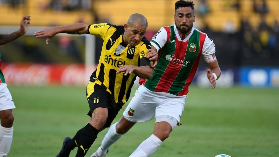 “Frustración en Peñarol y alegría en el visitante que se va puntero del campeonato” - Comentarios - 13a0 | DelSol 99.5 FM
