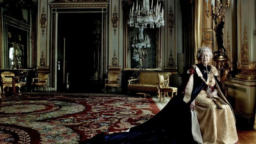 El “Queengate” protagonizado por Annie Leibovitz y la reina Isabel II - Leo Barizzoni - No Toquen Nada | DelSol 99.5 FM