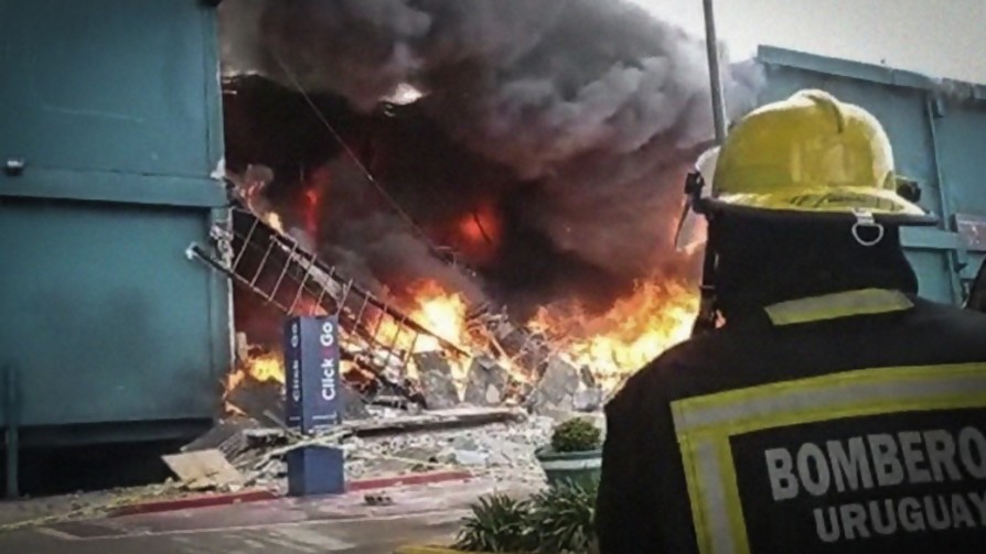 Punta Shopping: “No queremos dar el incendio por controlado” pero está “bastante mejor”, dijo Pablo Benítez - Entrevistas - Doble Click | DelSol 99.5 FM