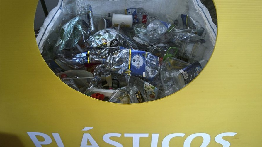 Empresa tiene capacidad para triplicar envases procesados pero le faltan plásticos: “Es ilógico”, dijo Álvaro Queijo - Entrevistas - Doble Click | DelSol 99.5 FM